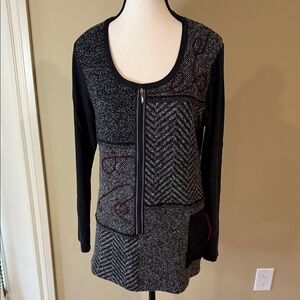 Dolcezza Sweater Black Burgundy Gray Patchwork with Zipper Embellishment Women